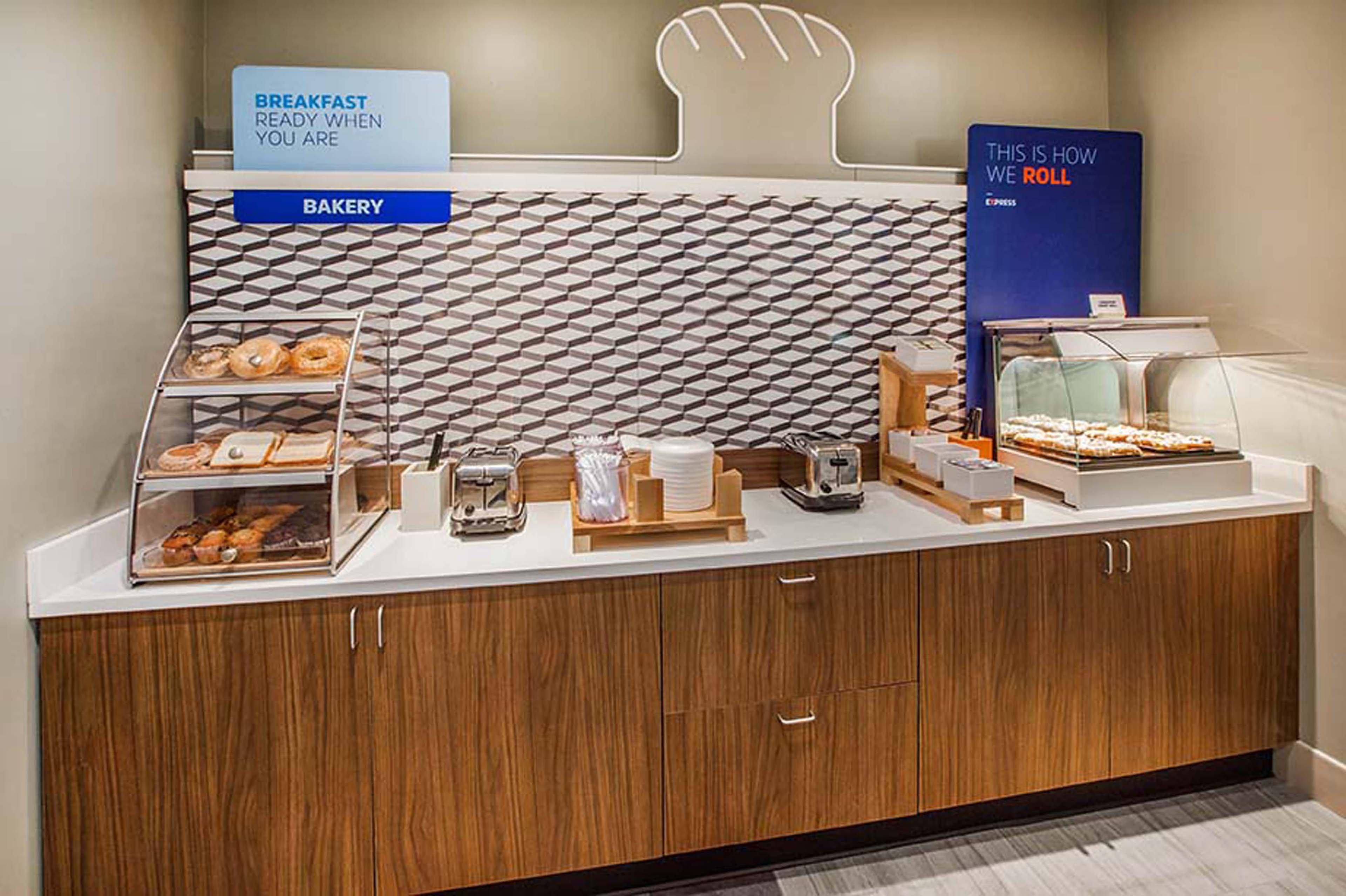 Holiday Inn Express & Suites Florence By Ihg Exteriér fotografie