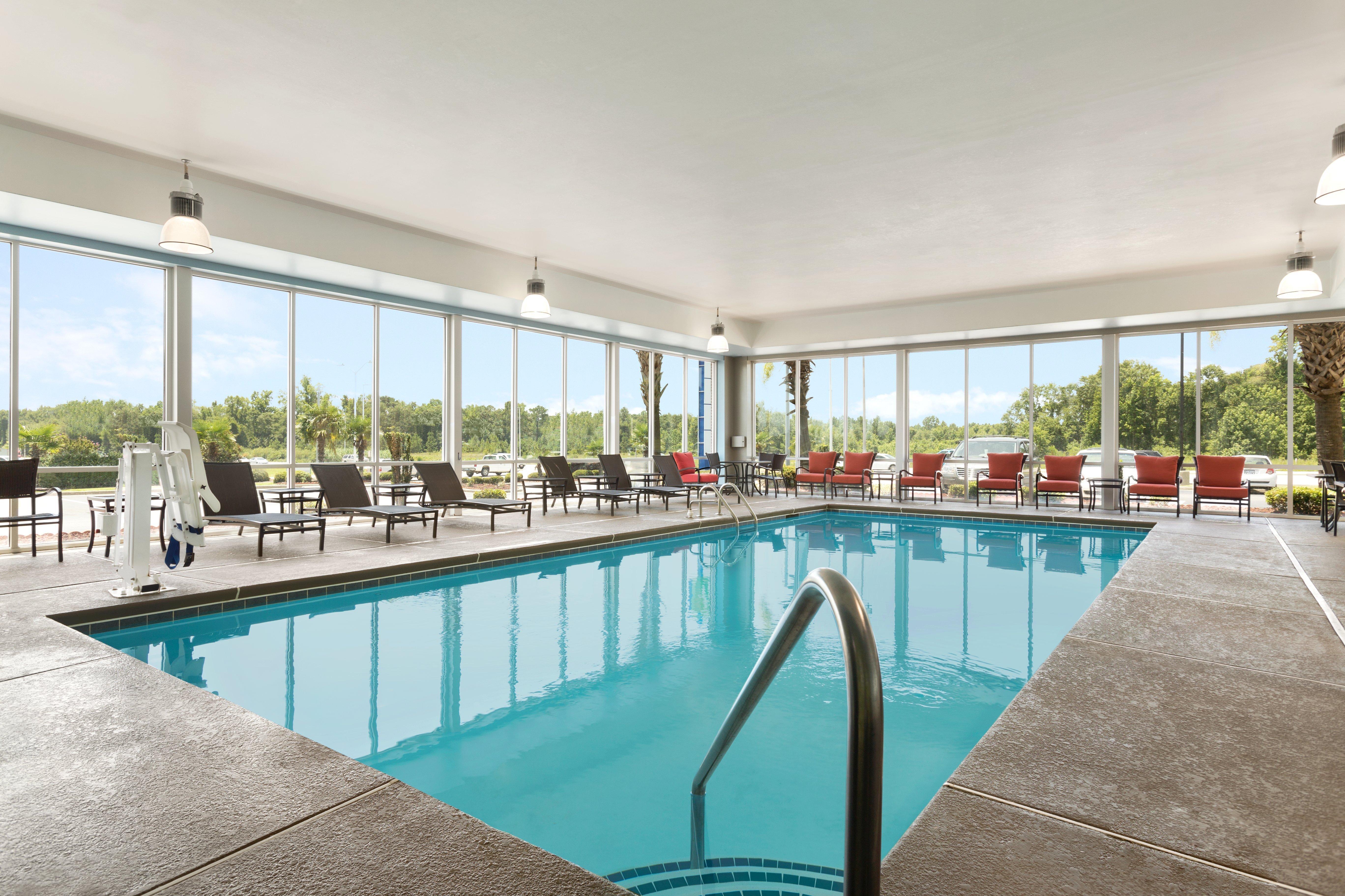 Holiday Inn Express & Suites Florence By Ihg Exteriér fotografie