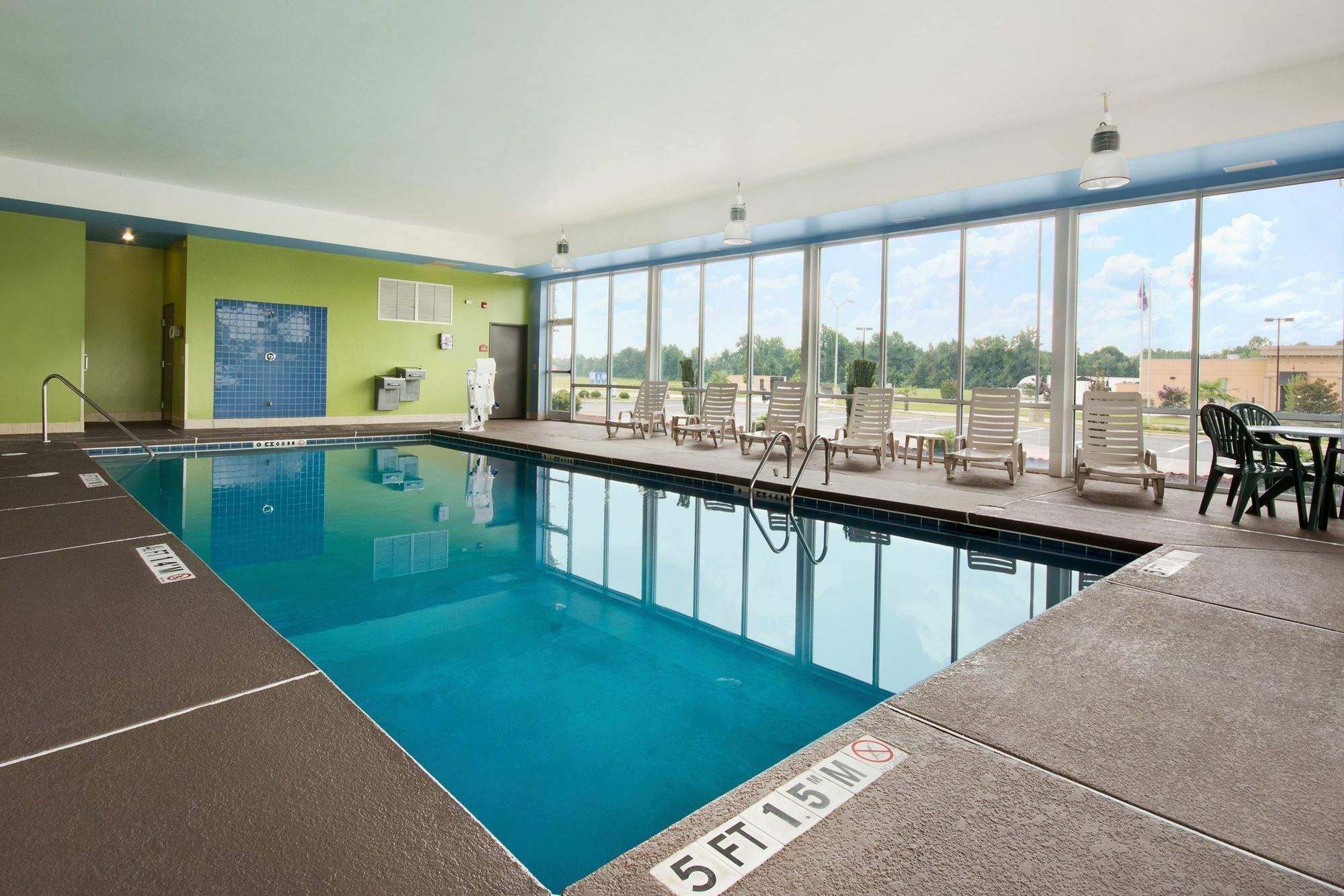 Holiday Inn Express & Suites Florence By Ihg Exteriér fotografie